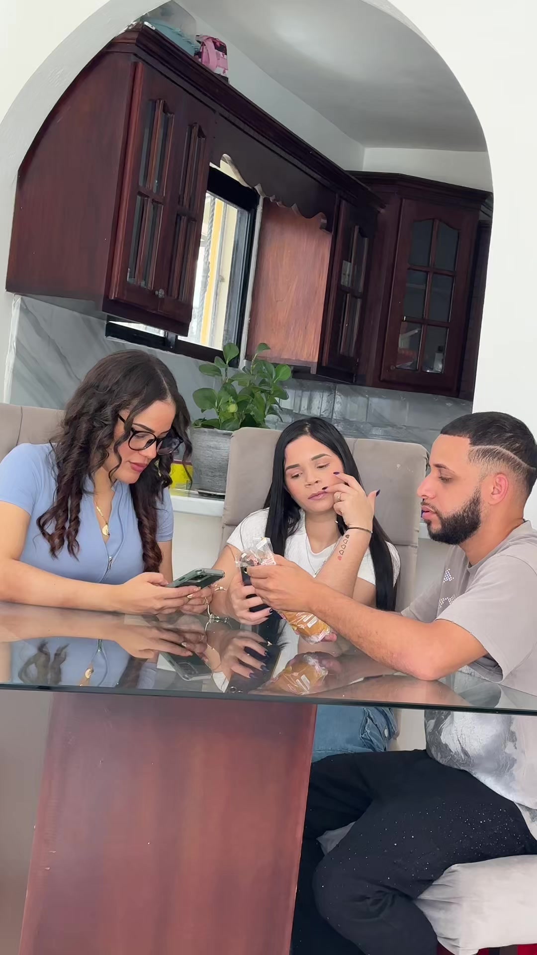 @𝐖𝐈𝐍𝐈 🌺 𝐕𝐈𝐋𝐋𝐀𝐑