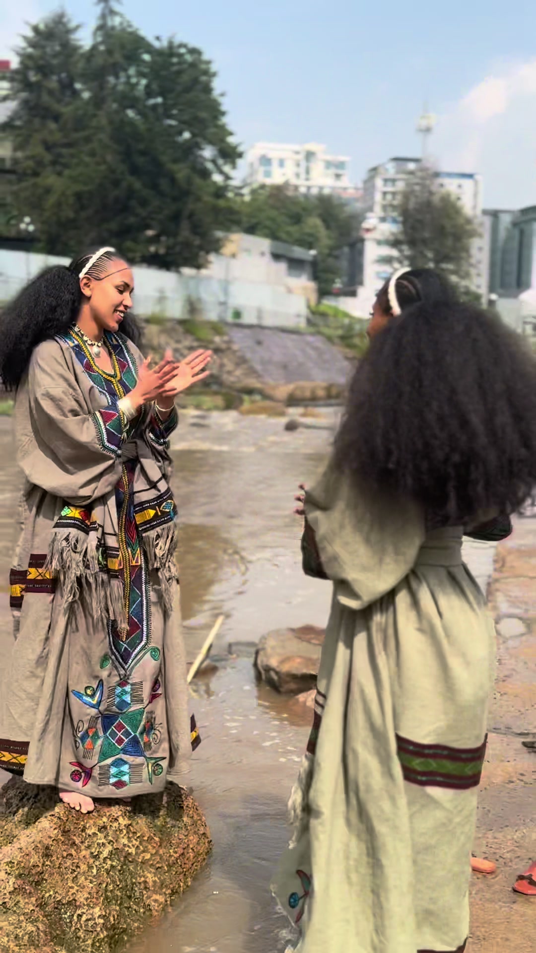 @ትሁት 👸