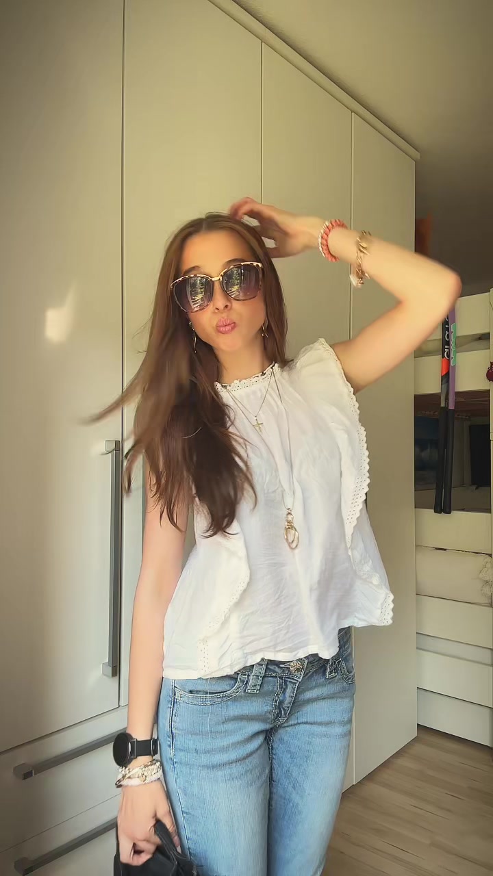 @Evi
