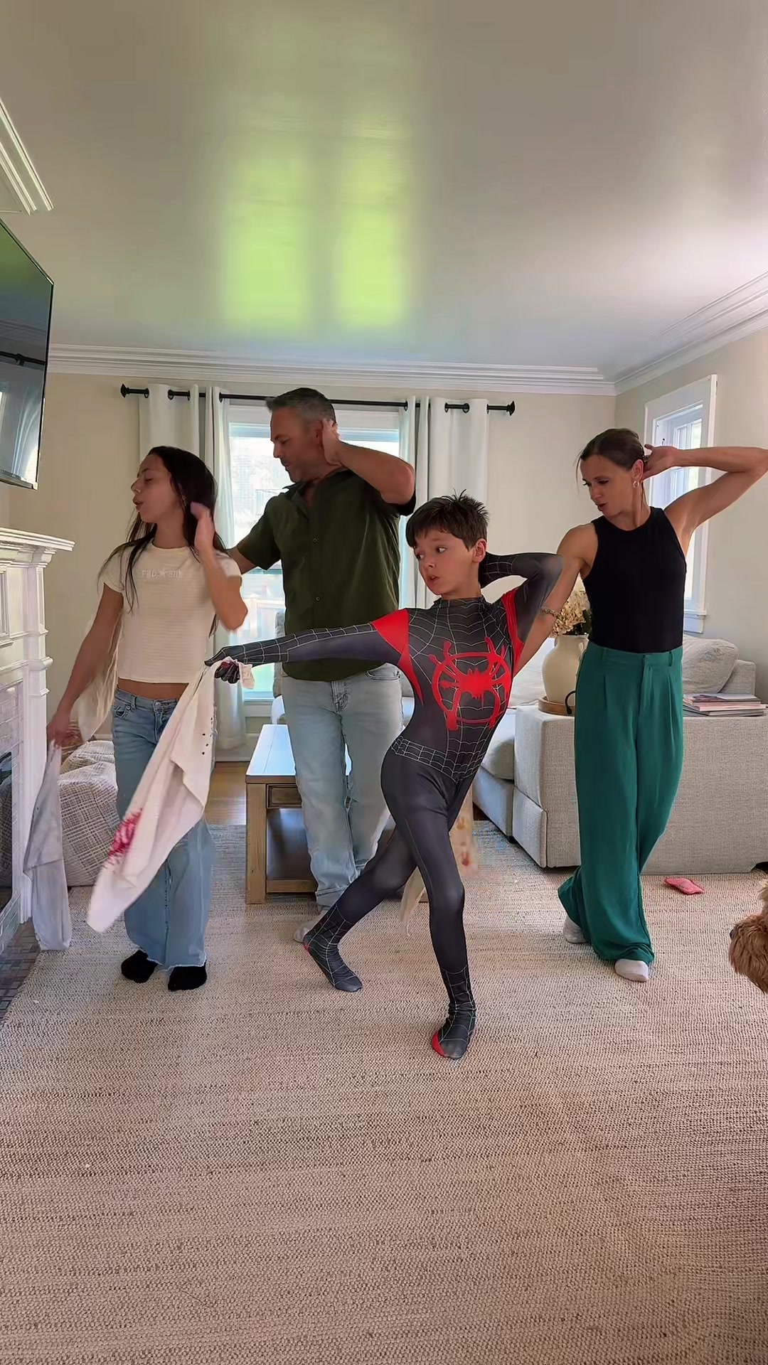 @The Dancing Family