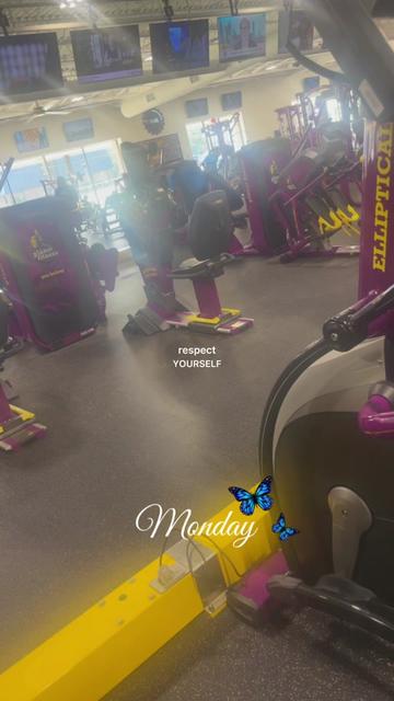 @CurvyGirlMom💖💪