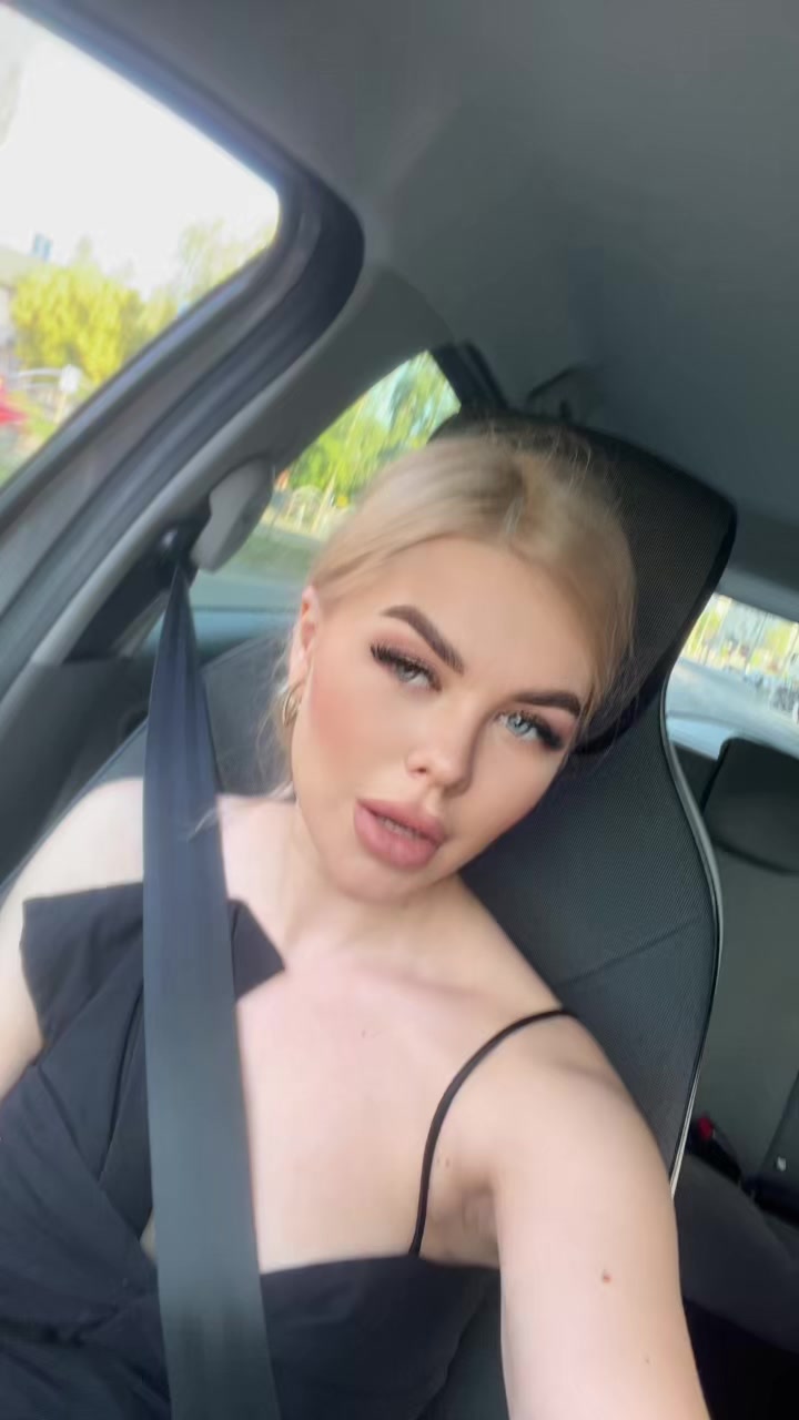 @Alyona_Bezikova