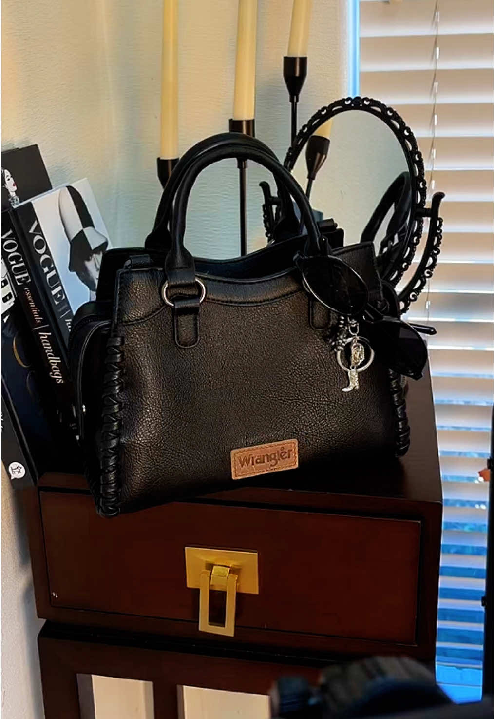 @bagsofthewest