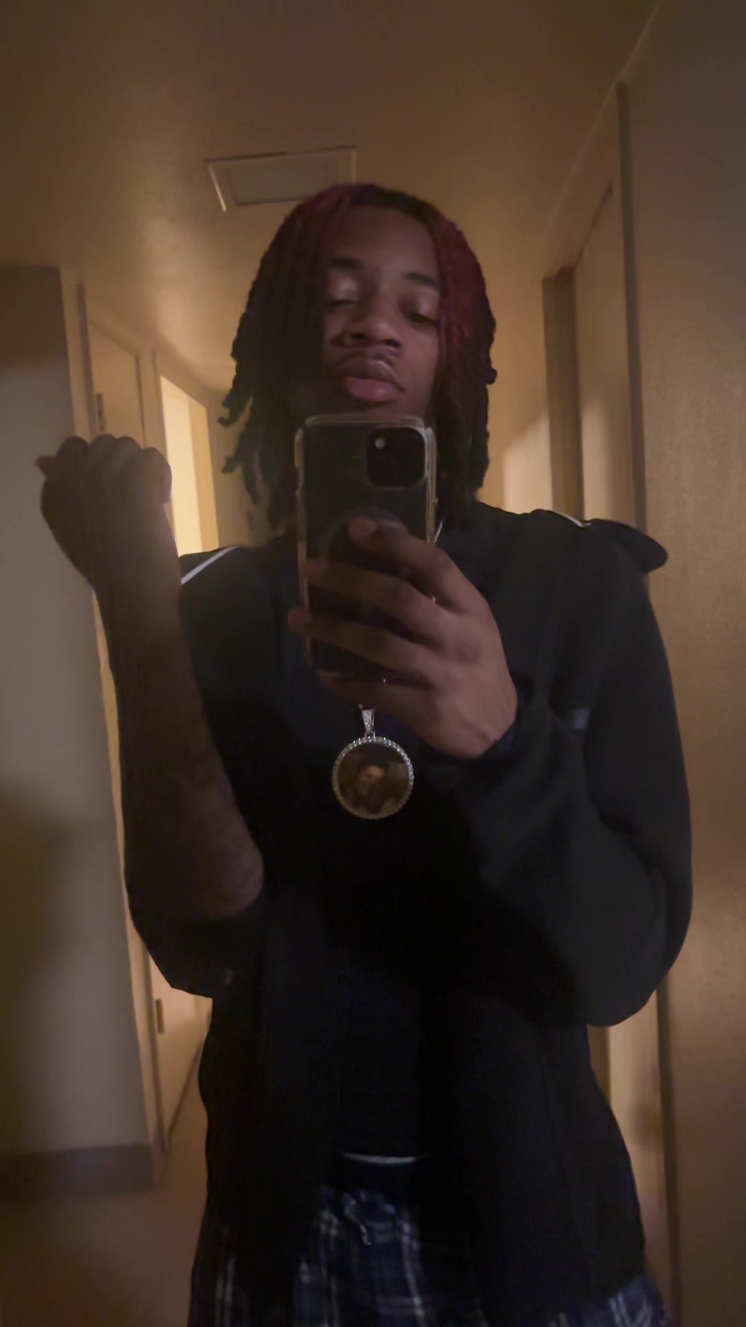 @Tj