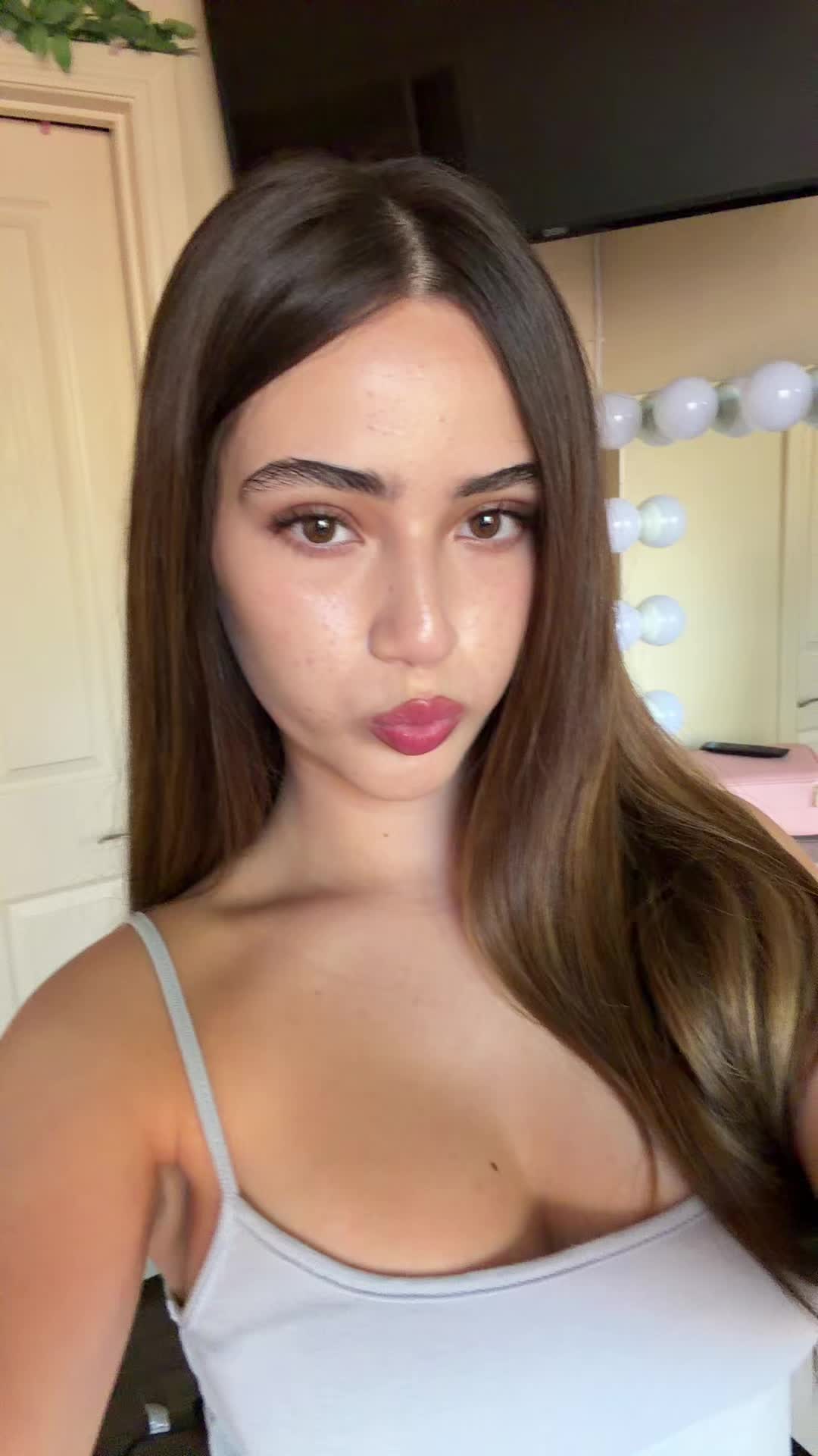 @Maura👸🏼