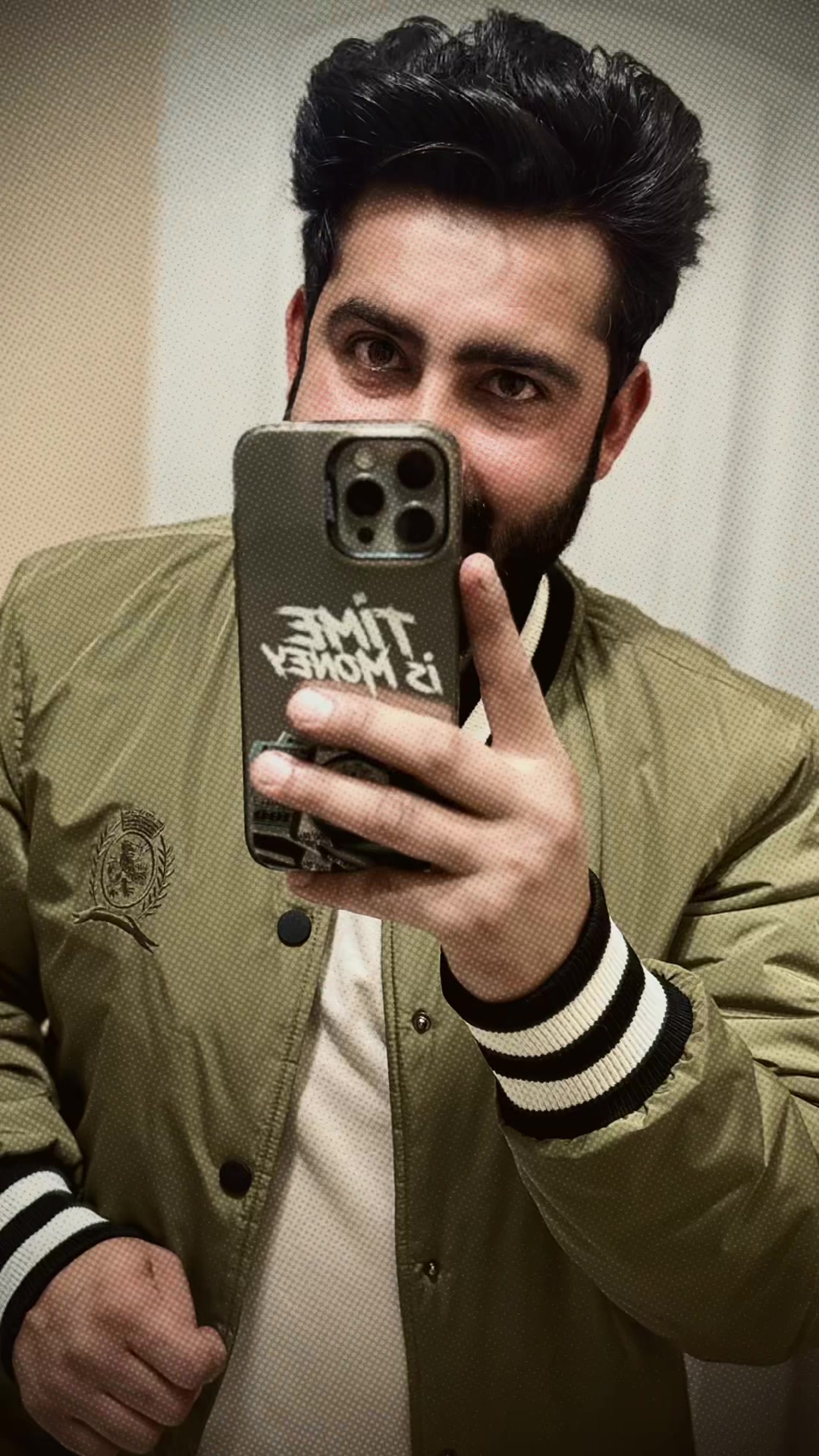 @🦅