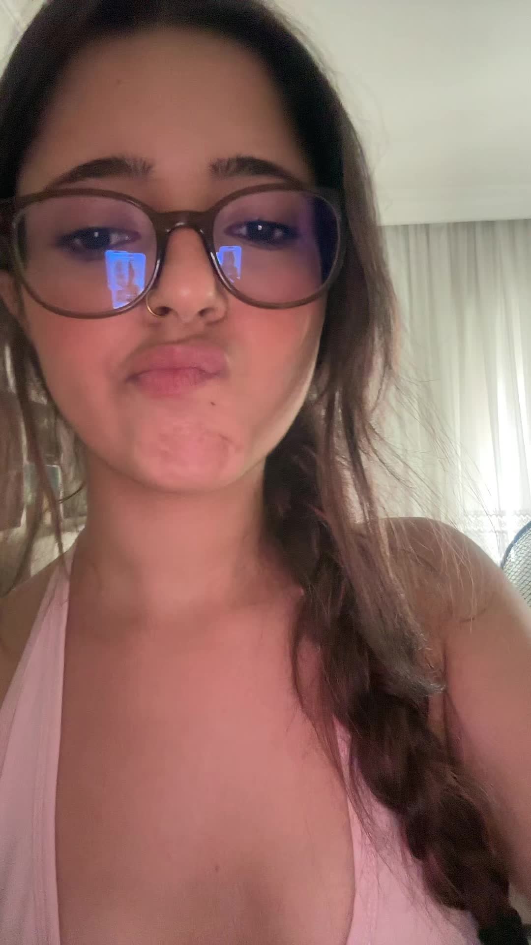 @Loe✨