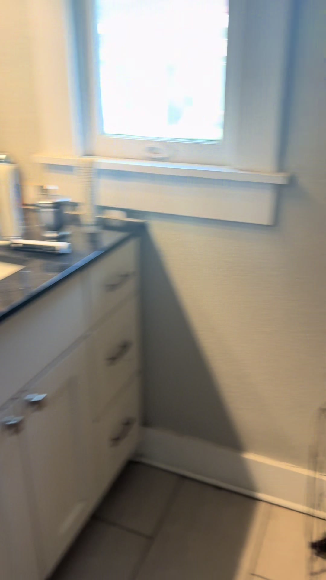 @laly cleaning services
