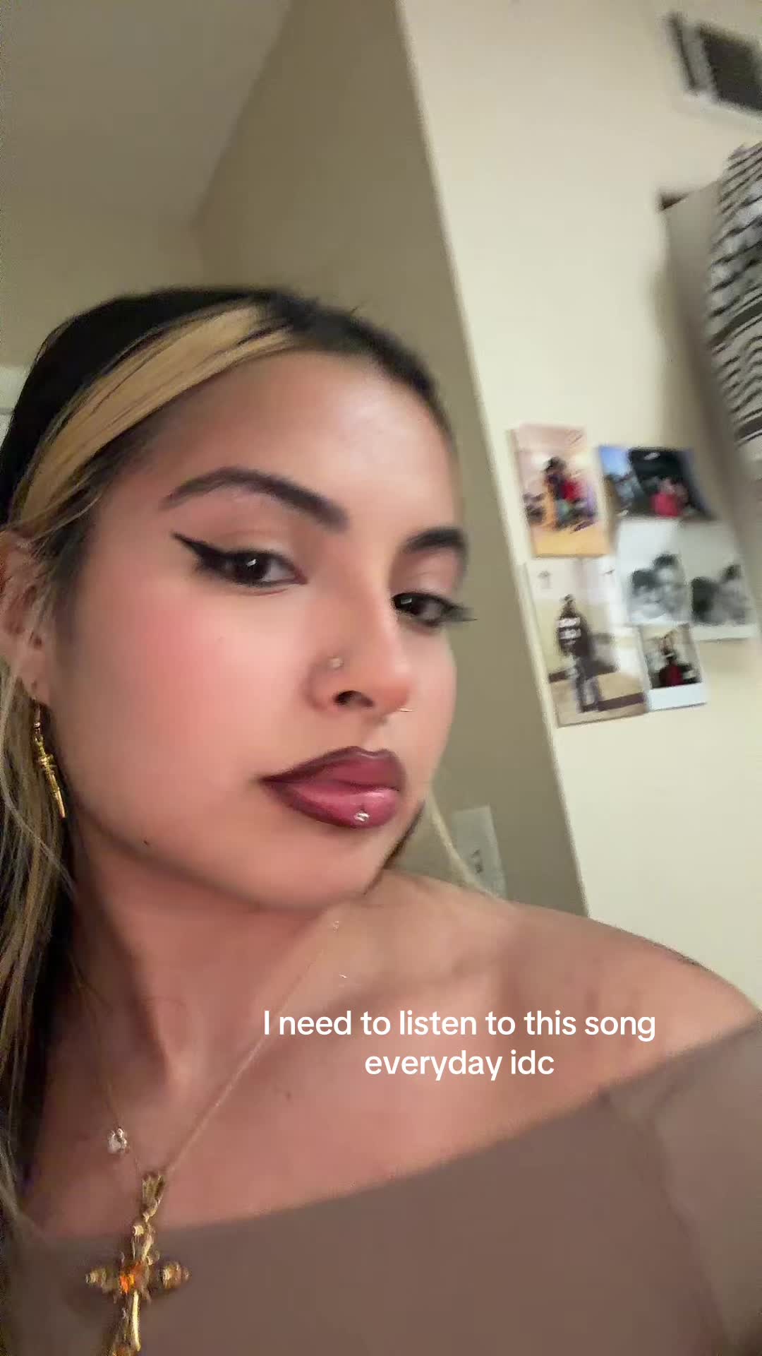 @Chantal Bueno &infin; ☼｡𖦹 &deg; . ⋆♡