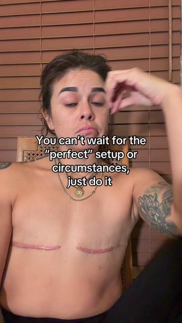 @Theebooblessbabe