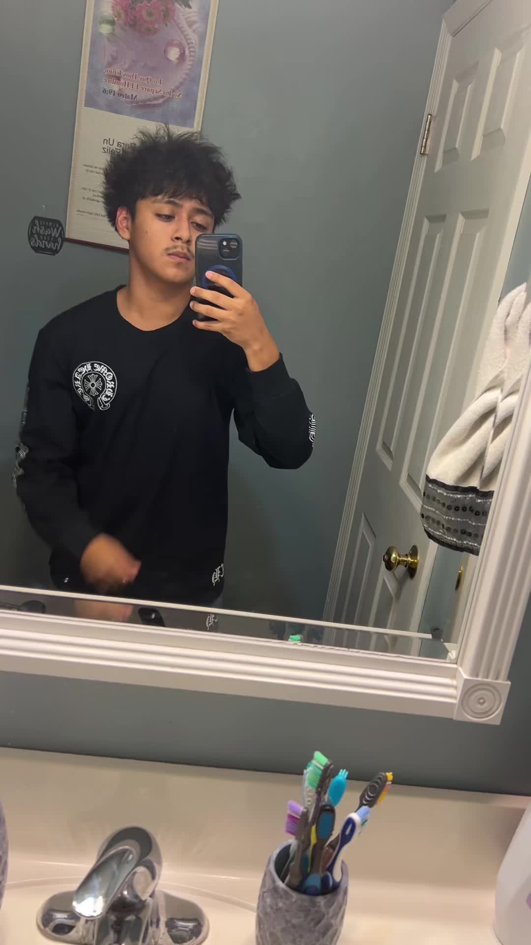 @Xvix