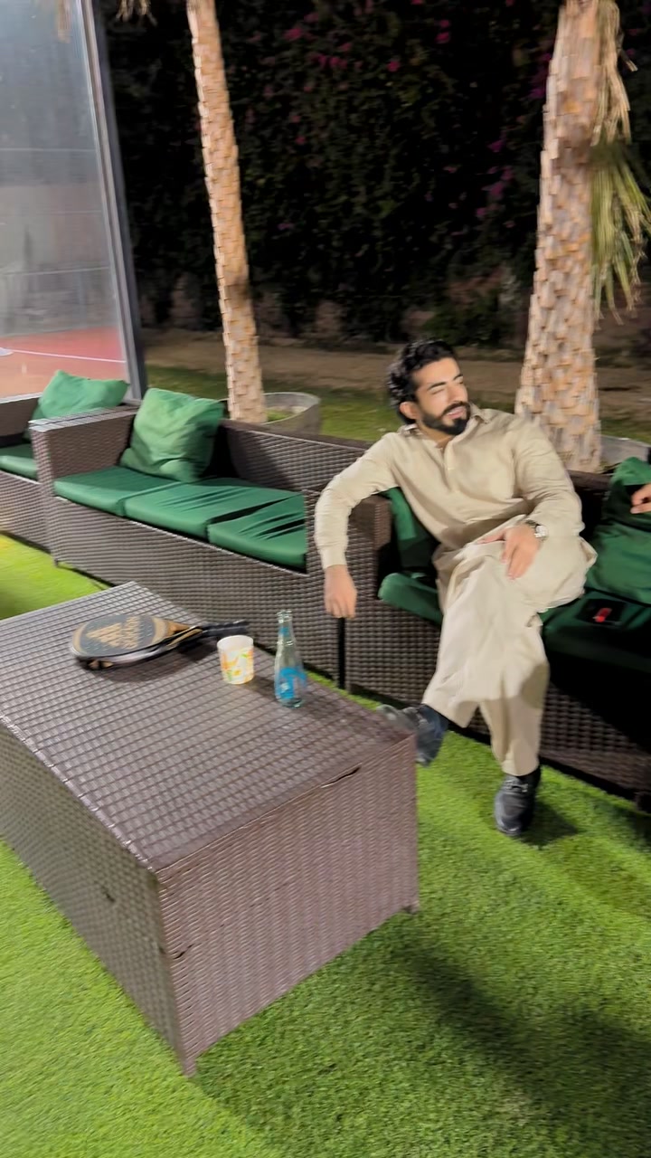 @Mian Khizar Hayat 🦅