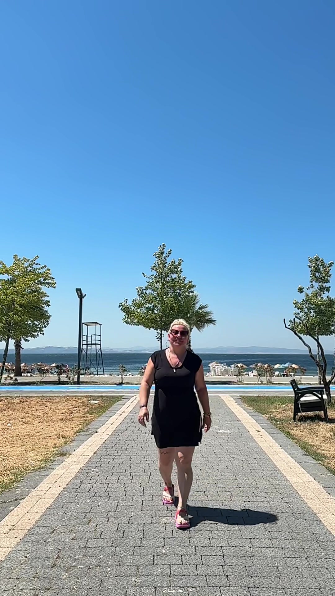 @Ayşe &Ouml;zkan