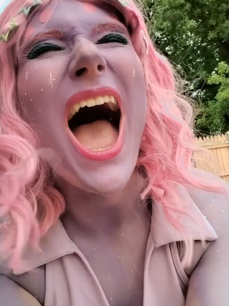 @wickedgummybear