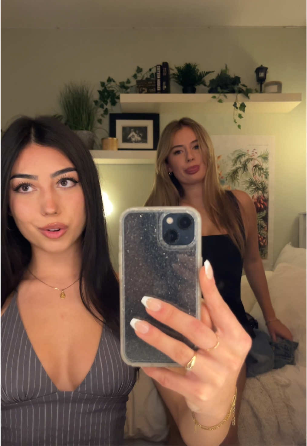 @🕷️