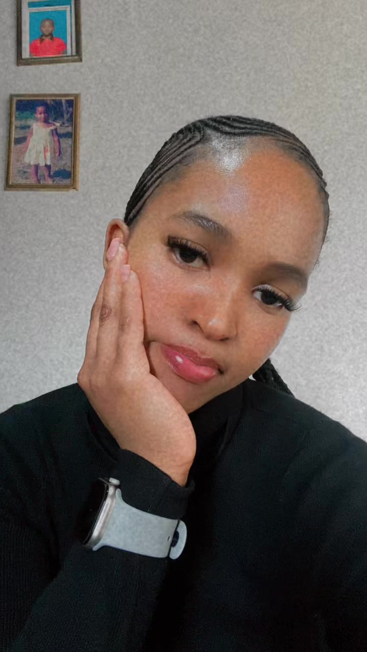 @MaHlomu♥️