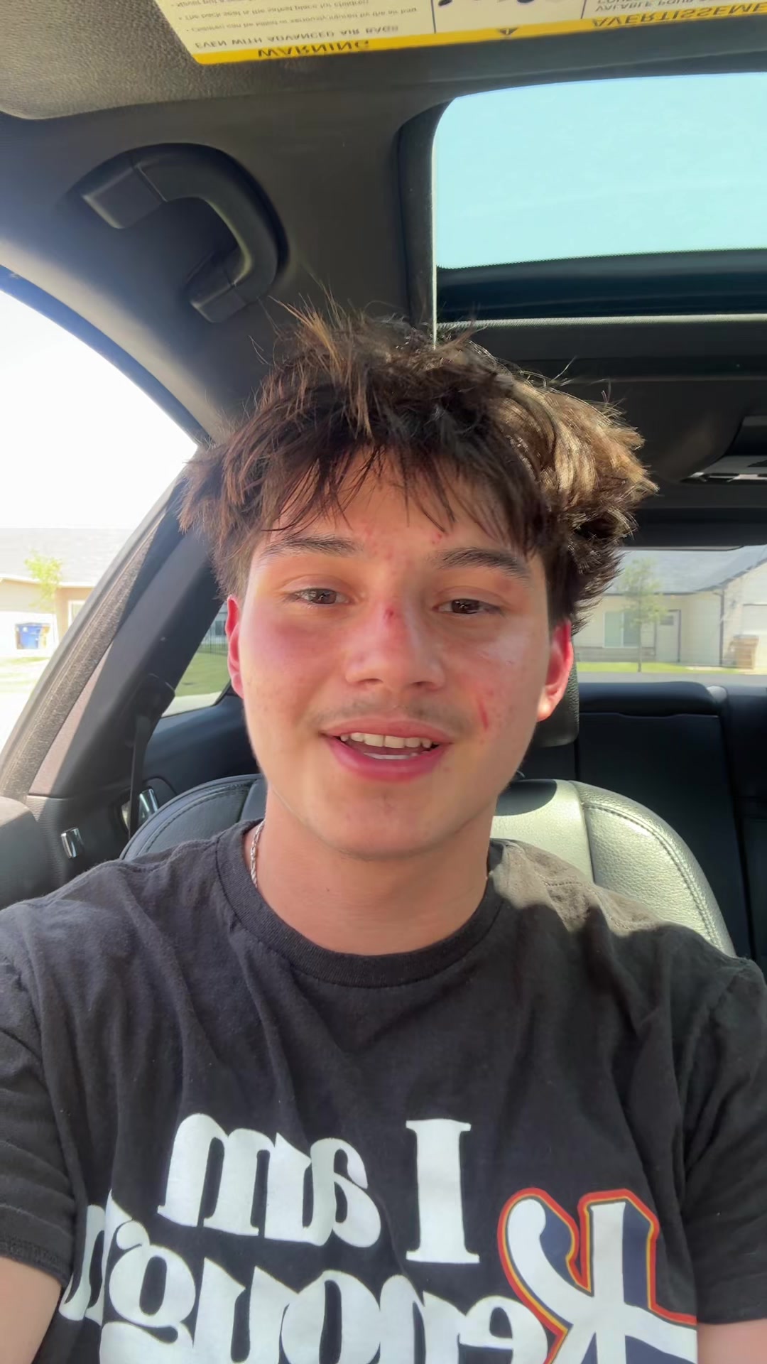 @️