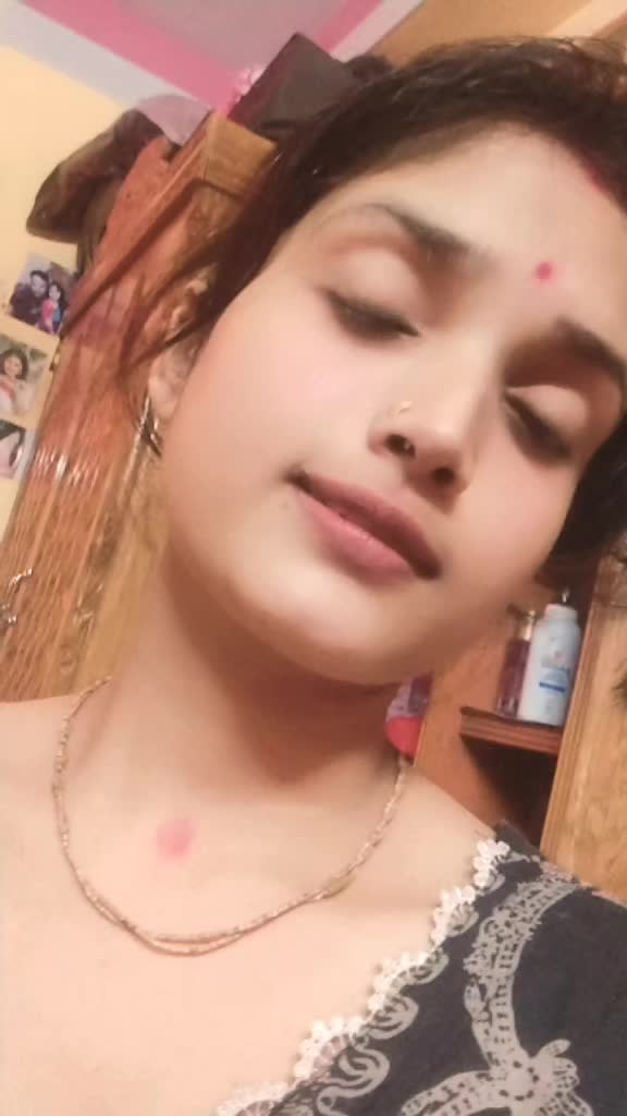 @Shreya ghosh ✌️