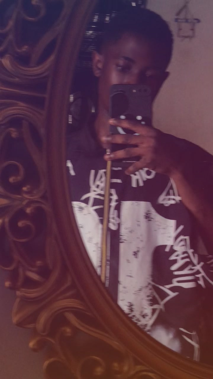 @Estevao