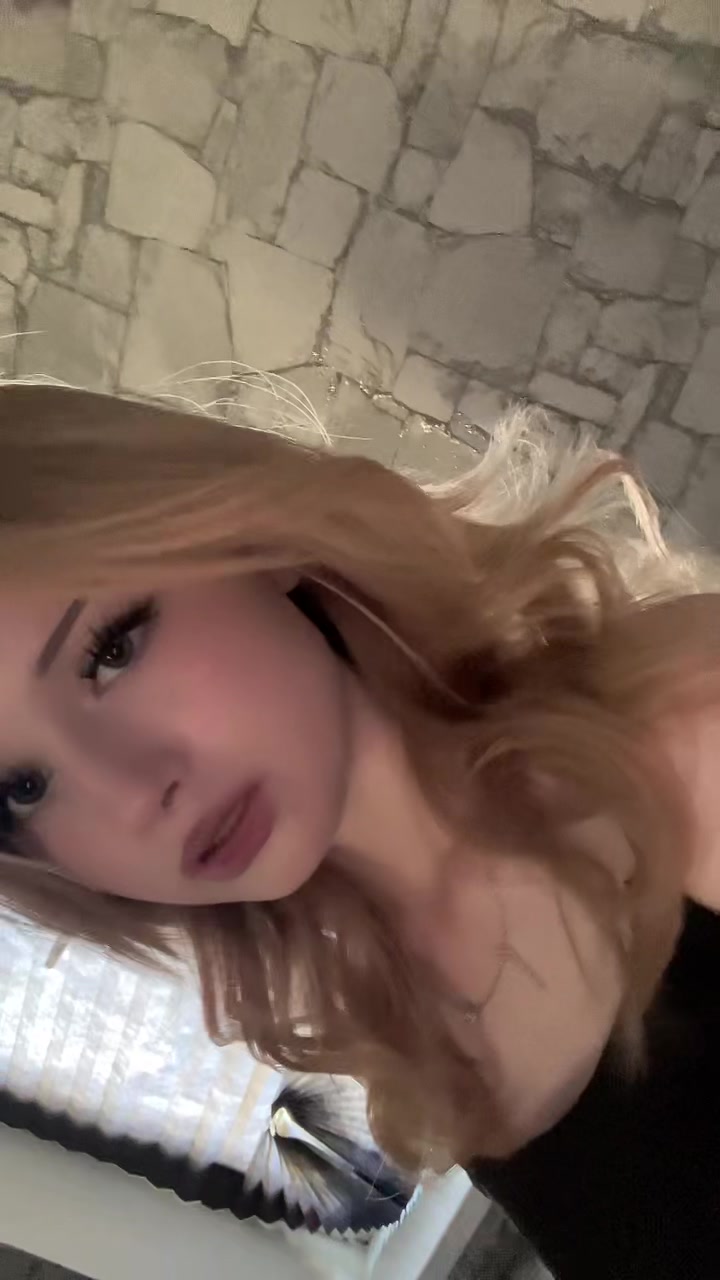 @вика