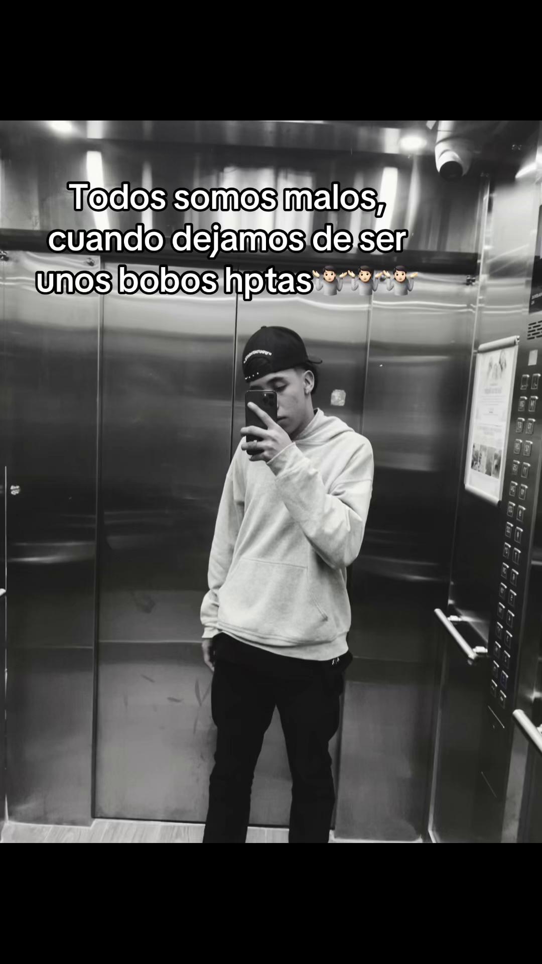 @Uruburo09
