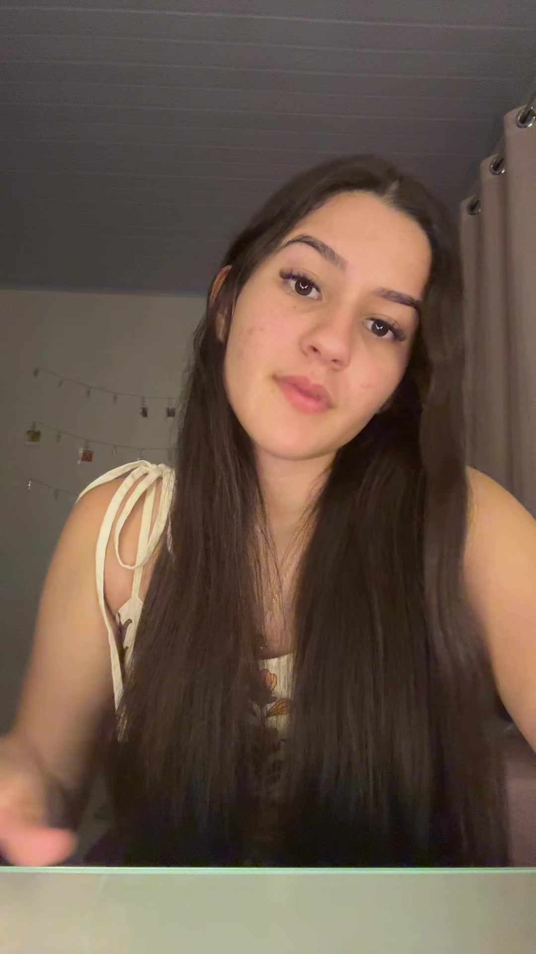 @La&iacute;zaaa