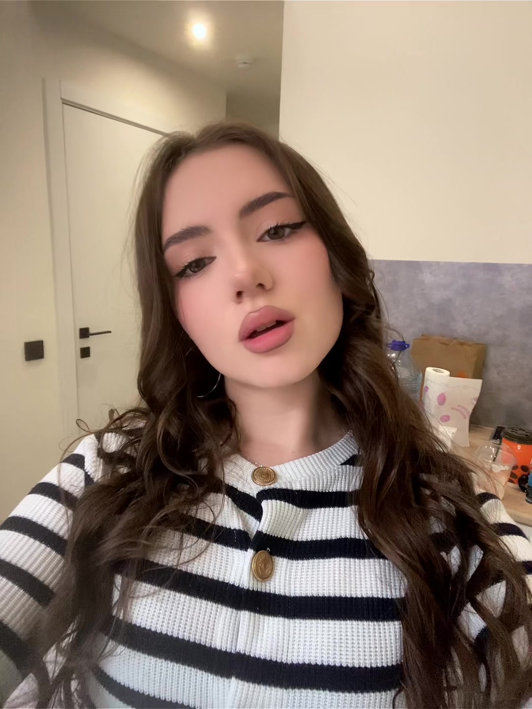 @╋━