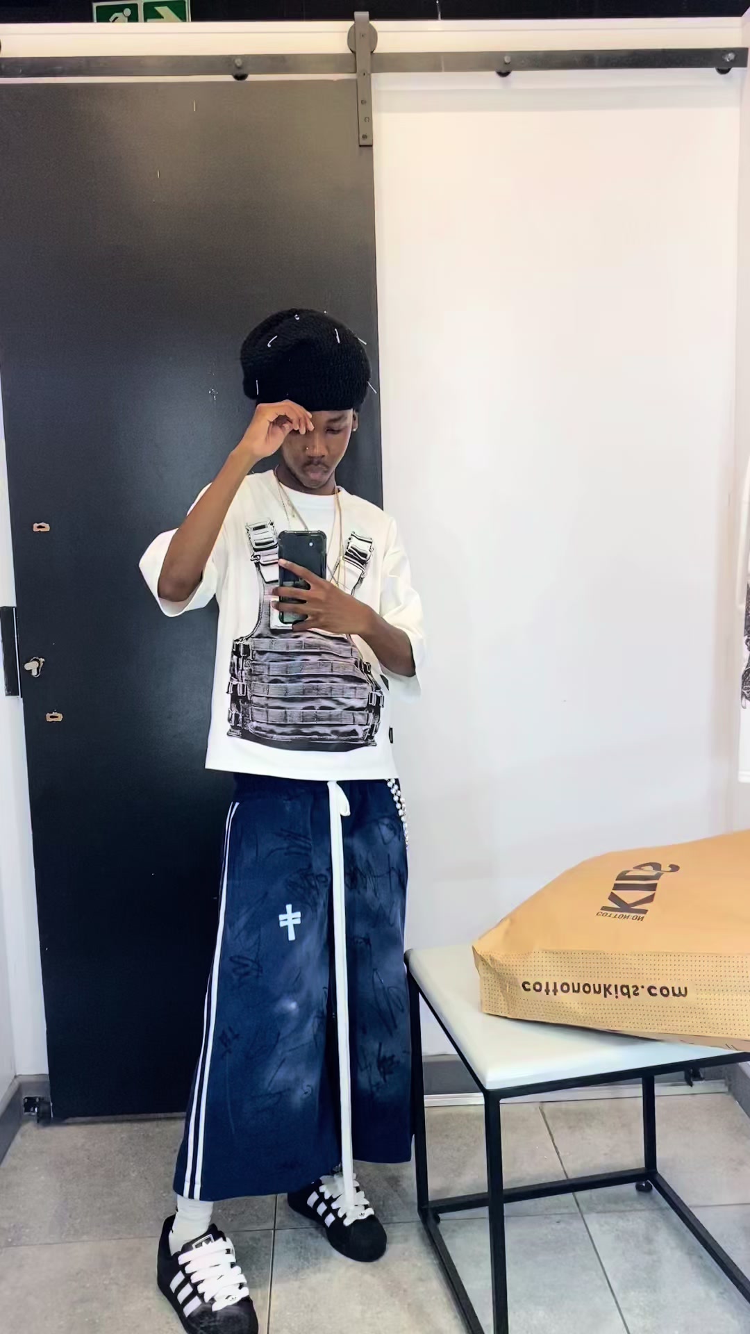 @P a k s