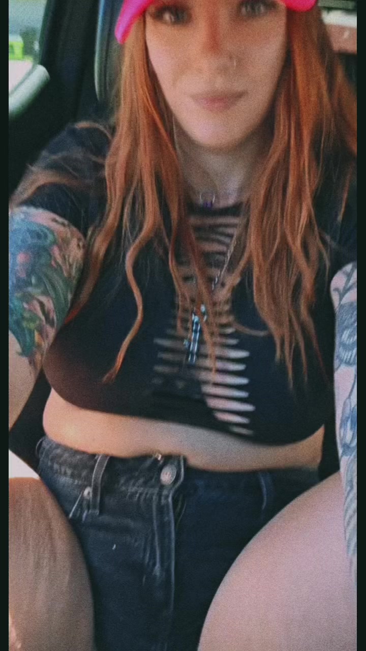 @Tight_denim