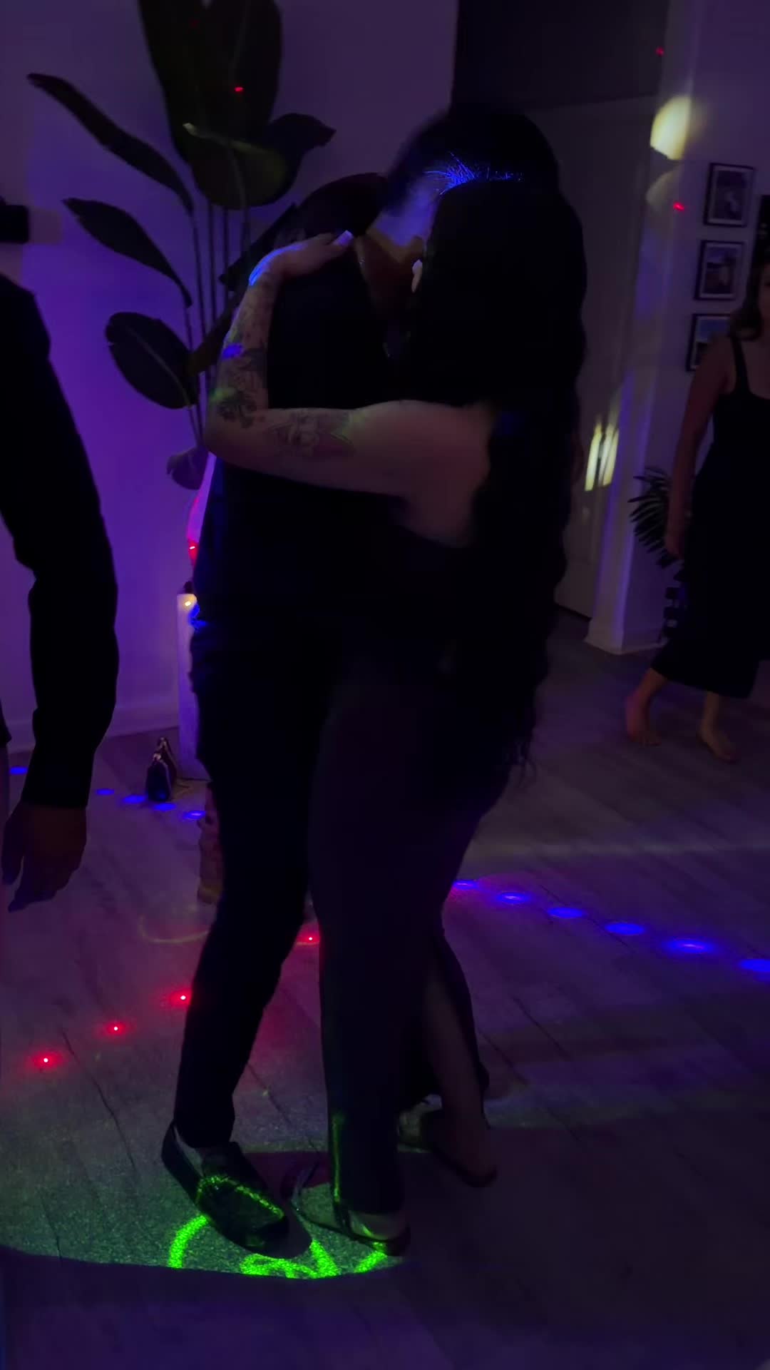 @Judianys