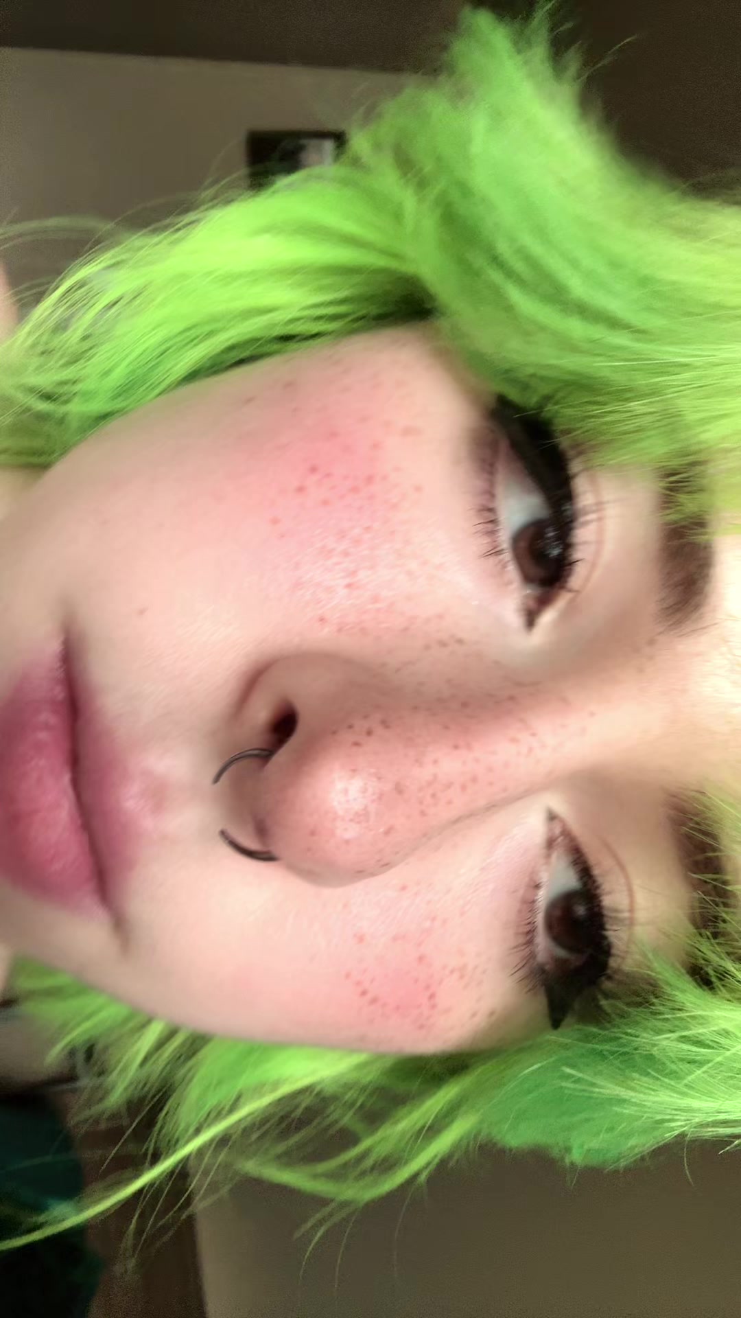 @impineapplegg