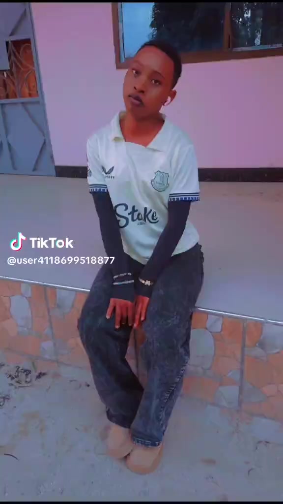 @iphos