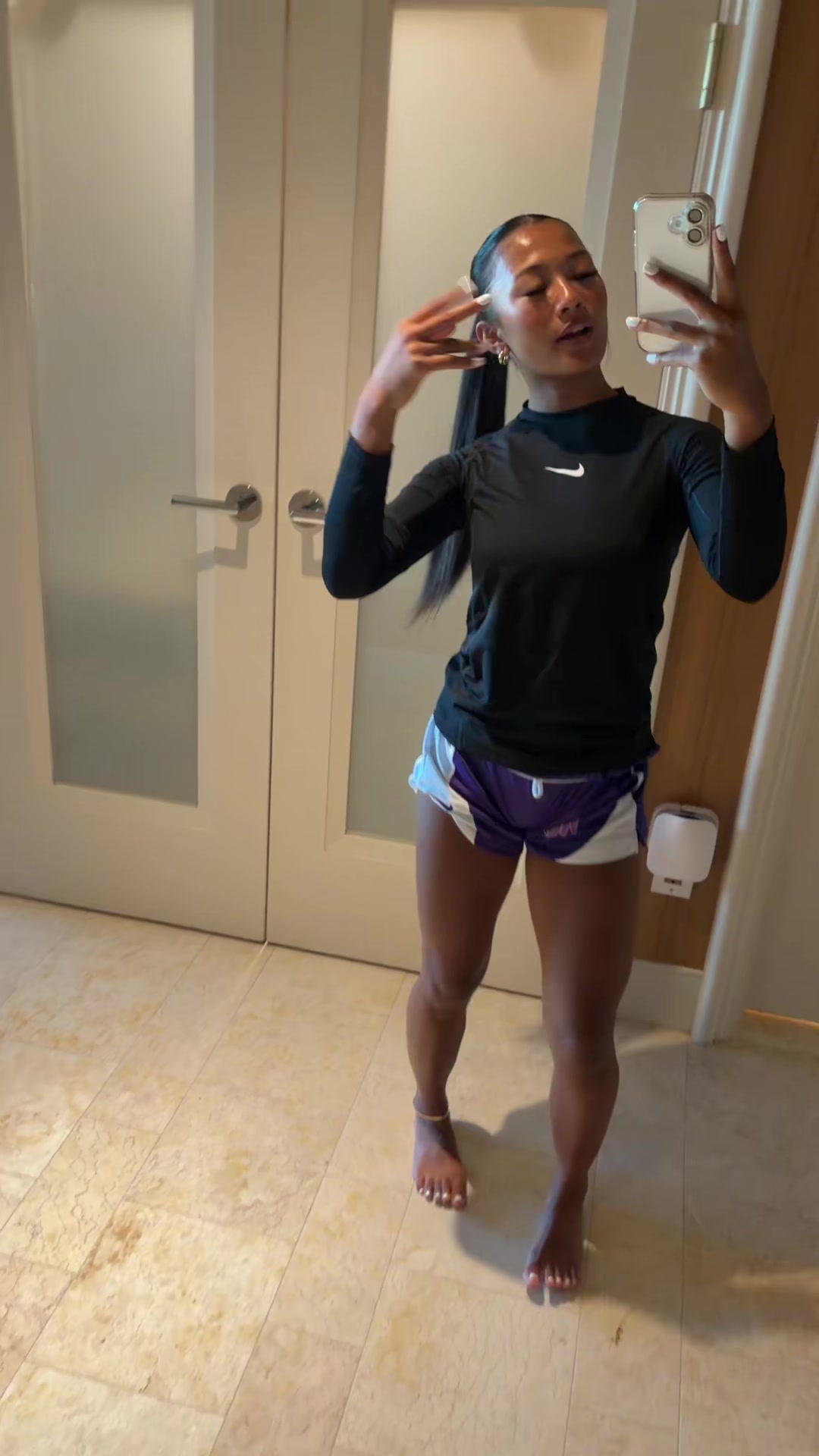 @￶ 　 　  ️