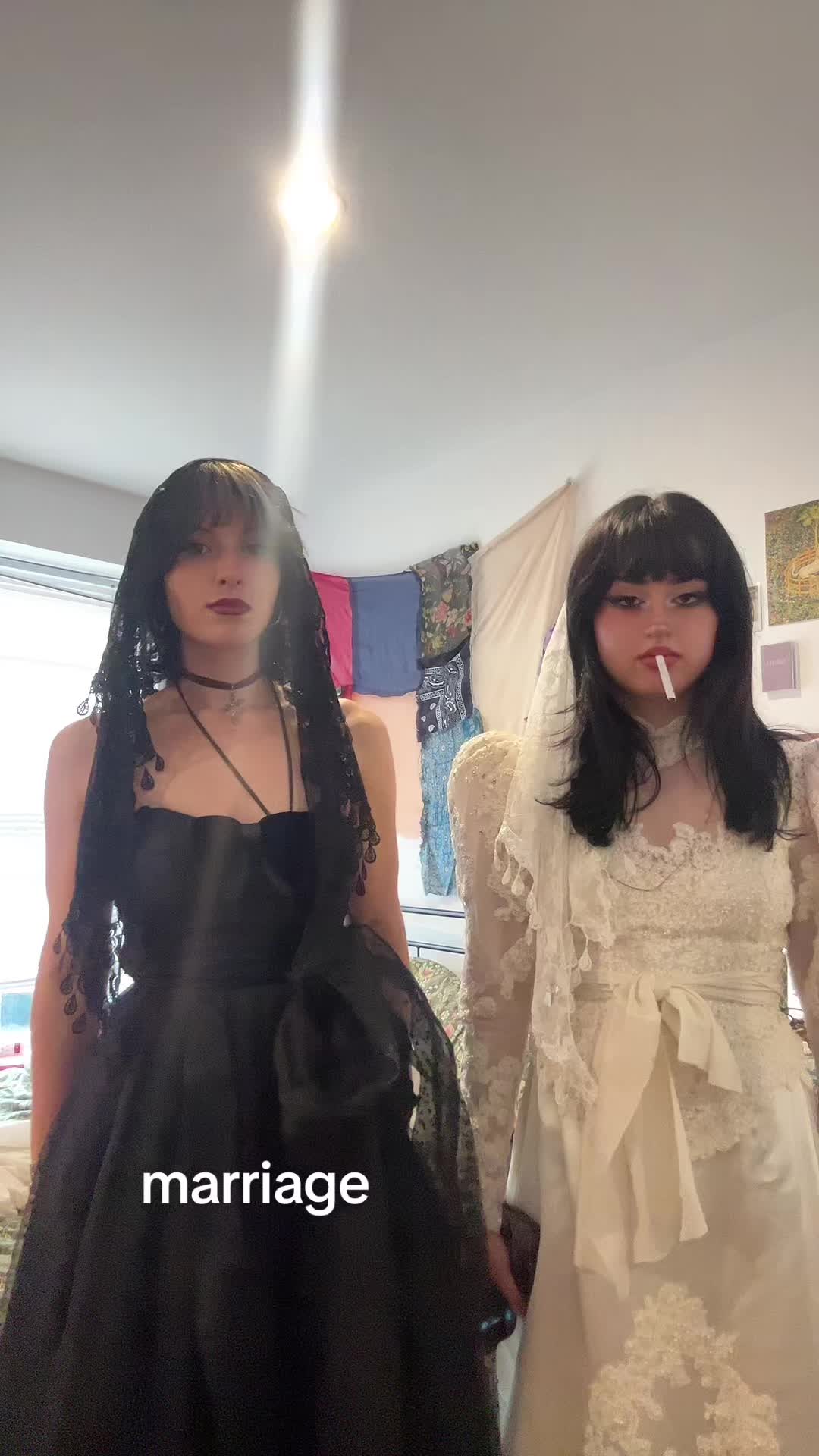 @lily🦇