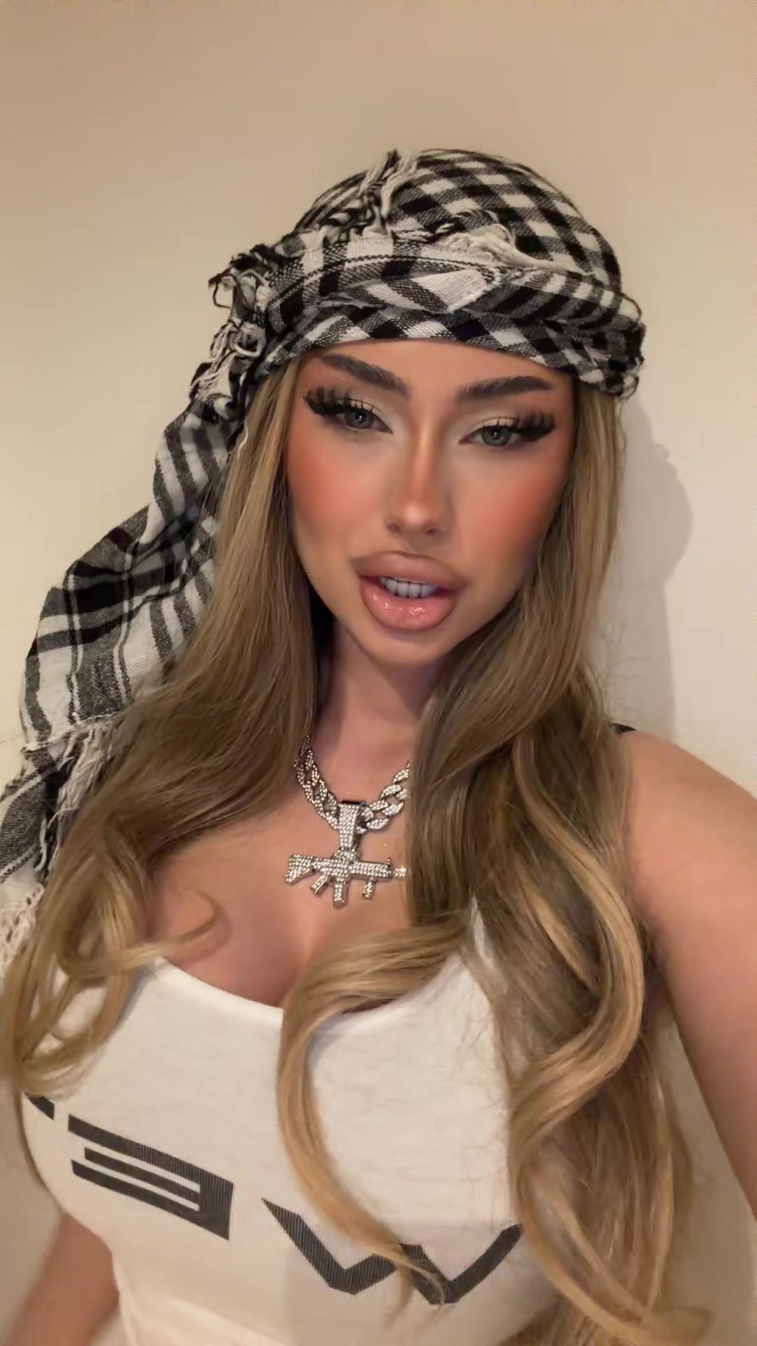 @Syndii69