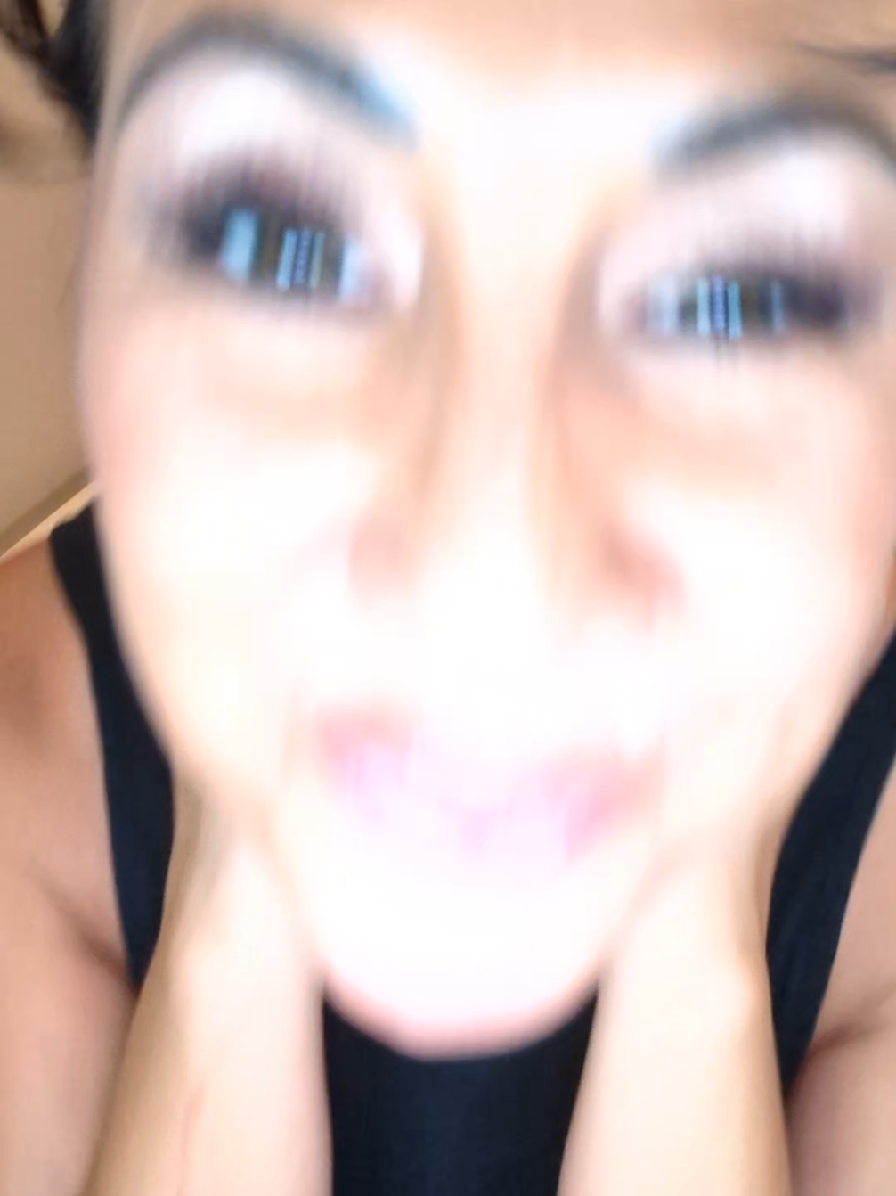 @MiaNavarro