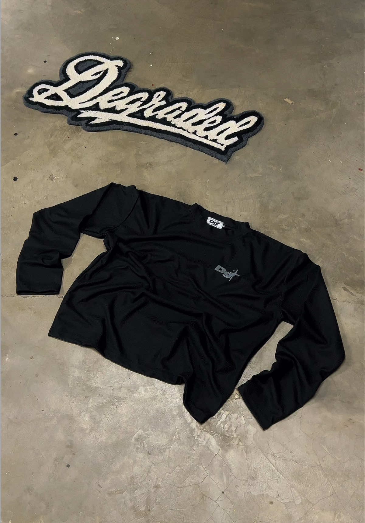 @Degraded Clothing Shop