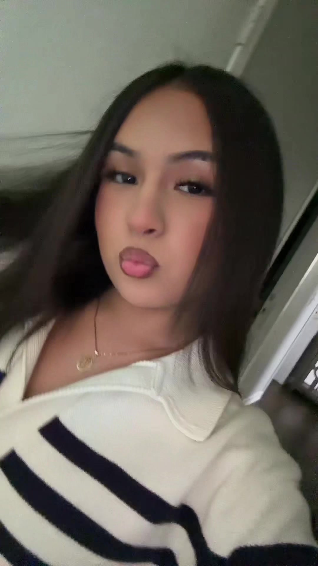 @Ahtziri