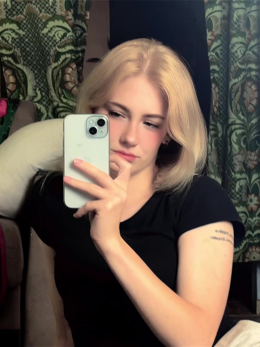 @🥀