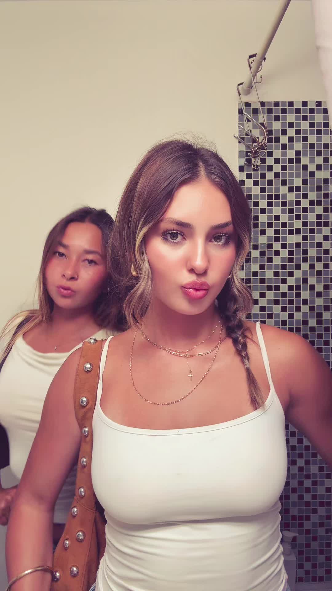 @nyabby