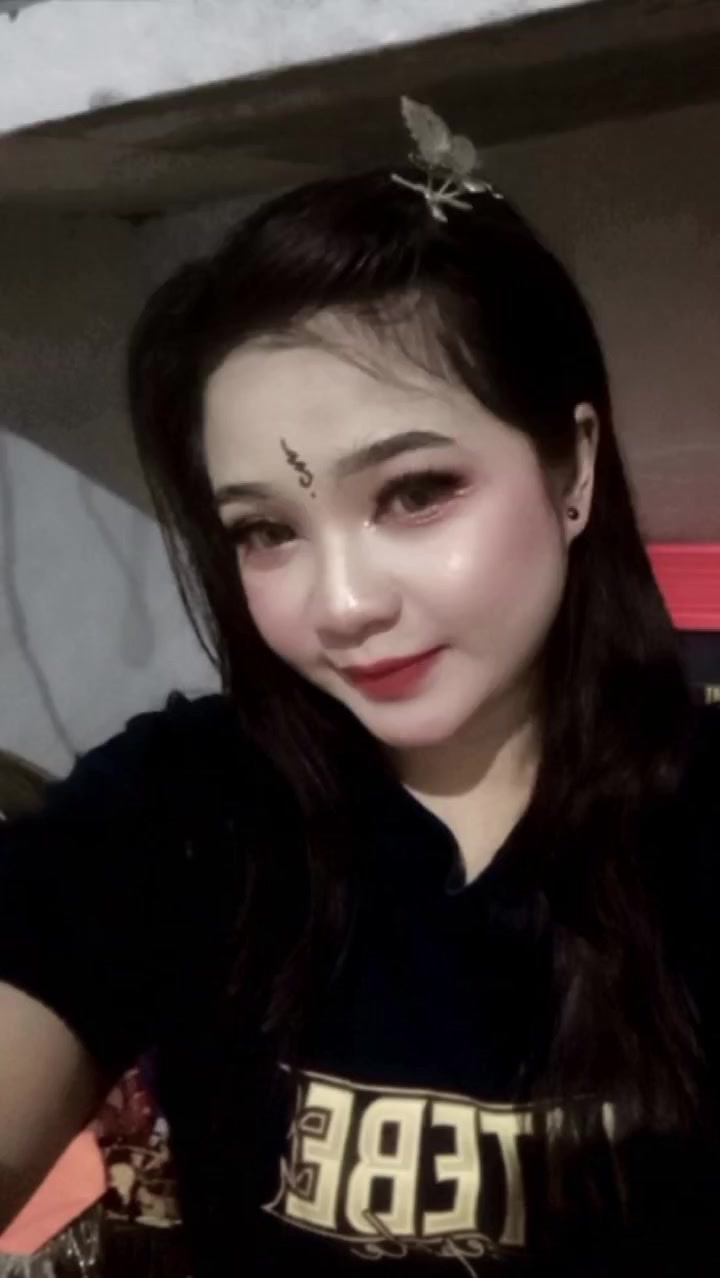 @Wi_dewisilviani94