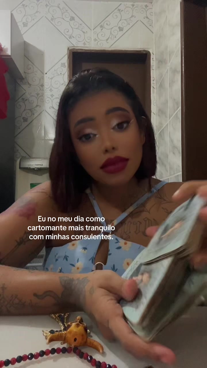 @akinadepadilha