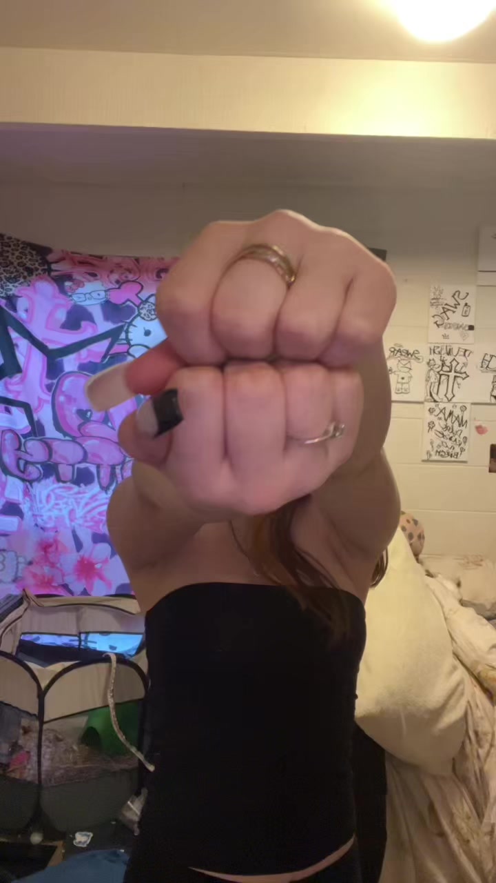 @stoner_dollxo