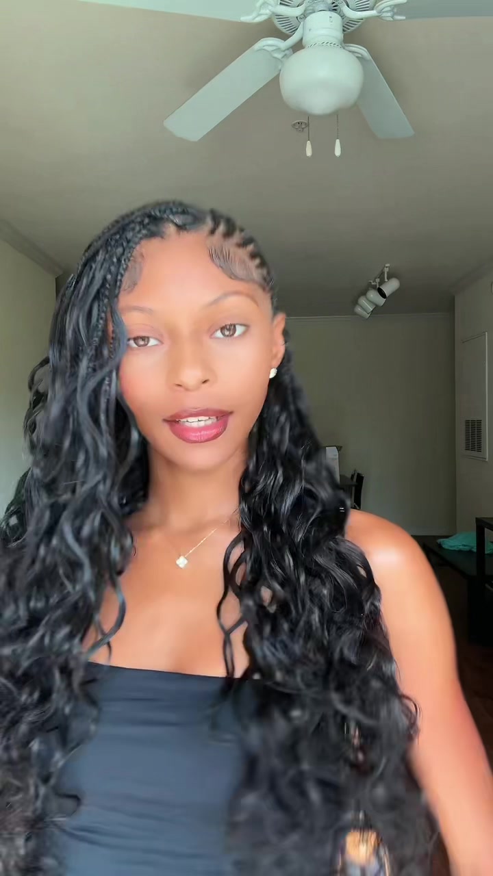 @Niya Riona