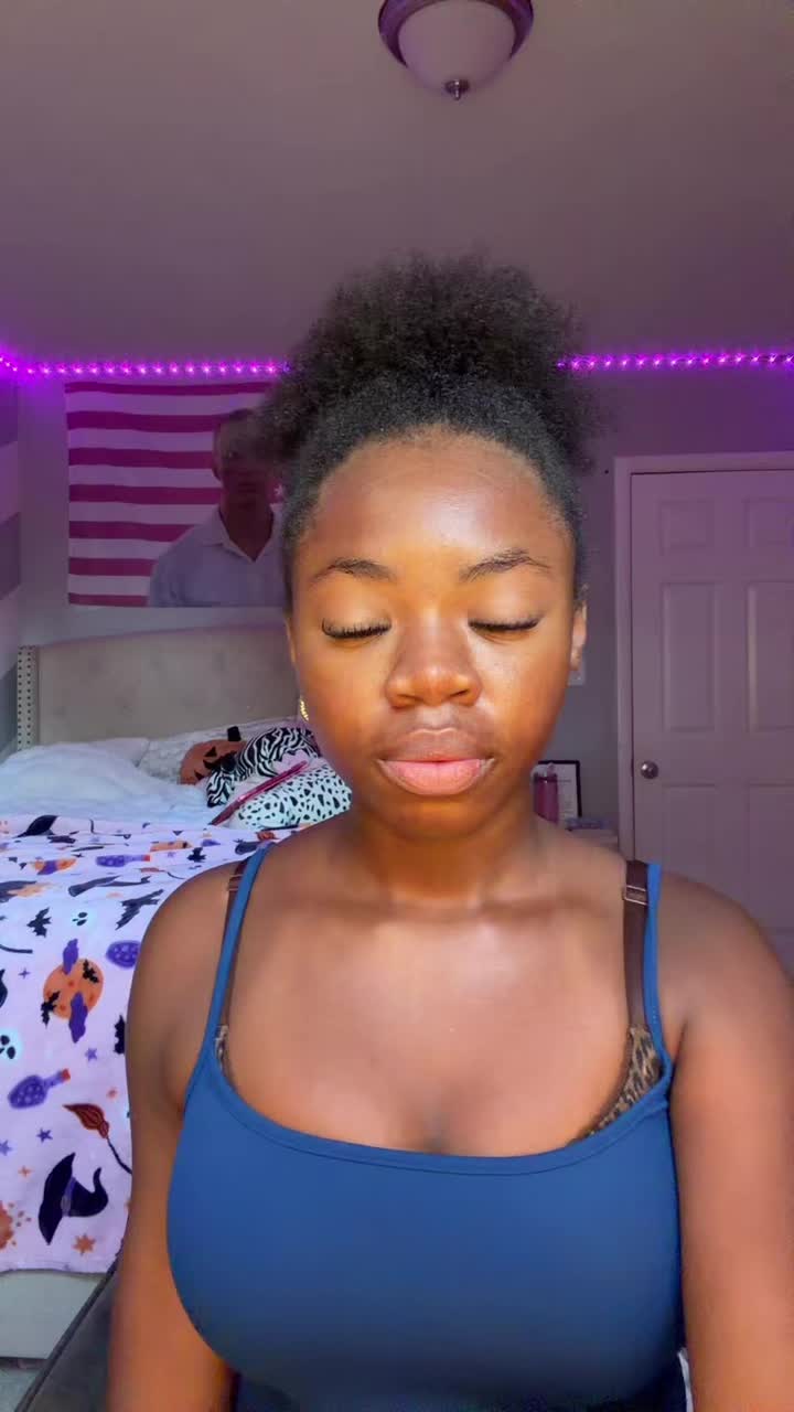 @𝐊 𝐘 𝐋 𝐈 𝐄😚🧁💝🫶🏽