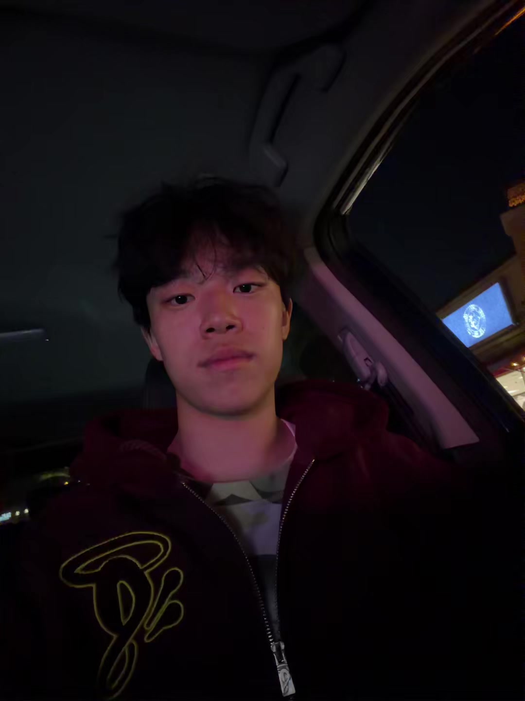 @Royy