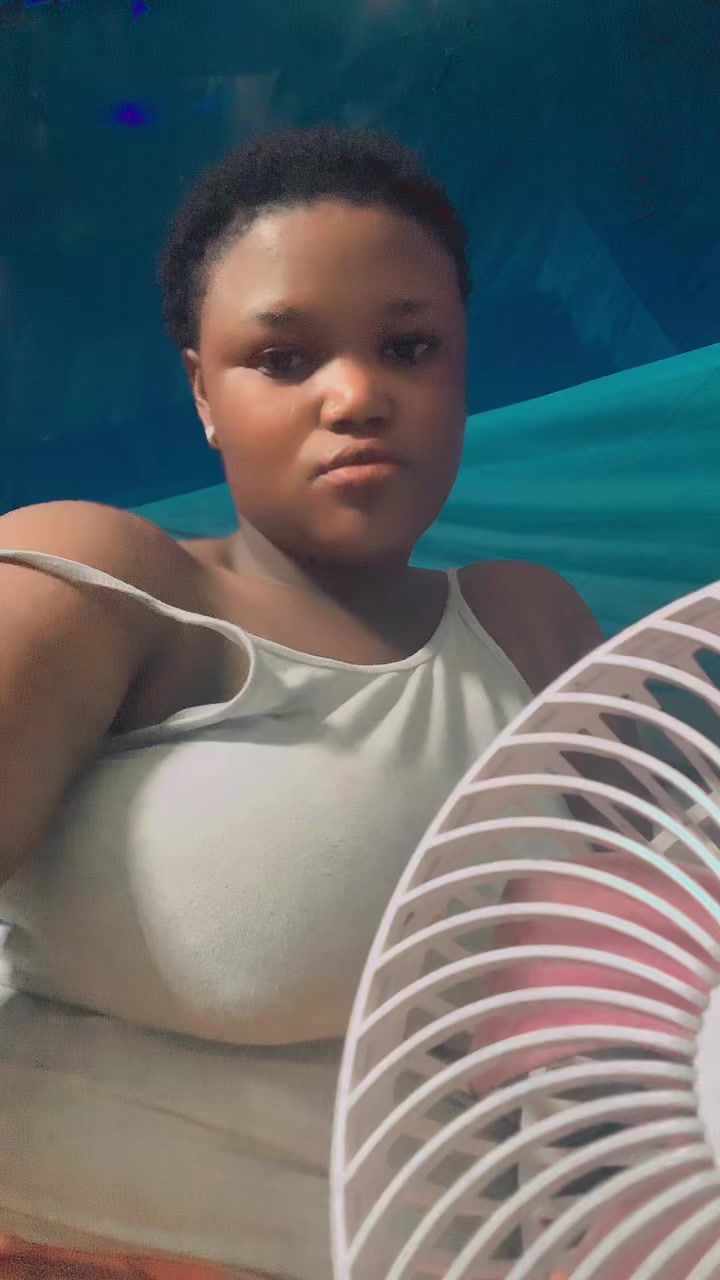 @Anikeade💕💕🥹