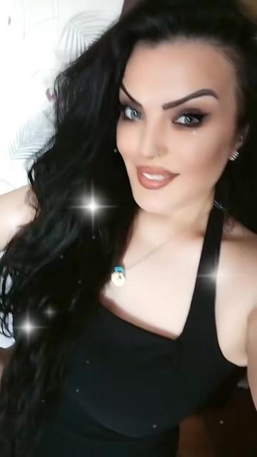 @_ASİ_MELEK ❤👑🧿_