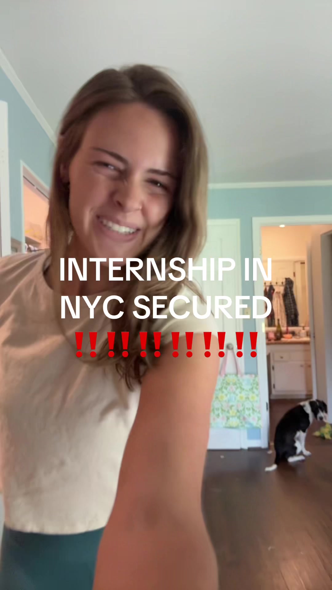 @🧍🏼&zwj;♀️