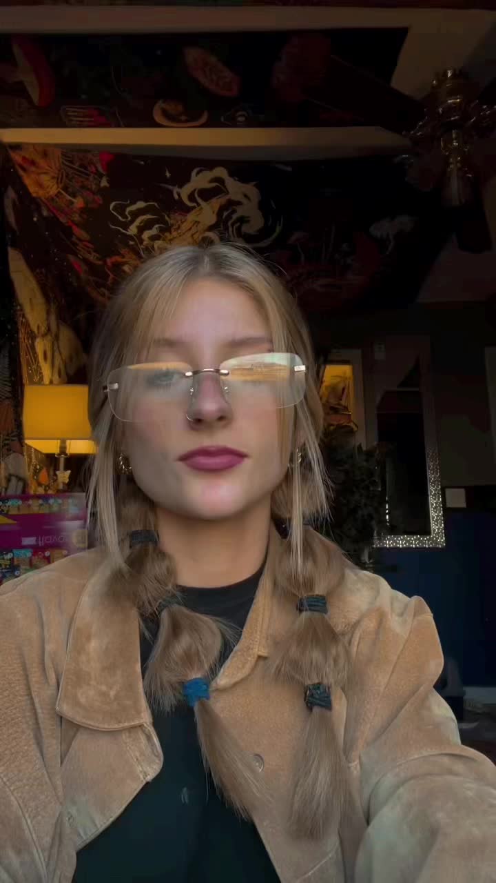 @hailee_m_bell